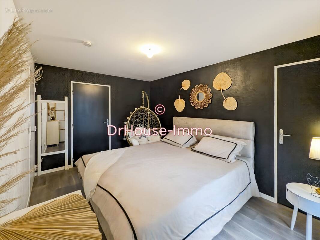 Appartement à VAULX-EN-VELIN