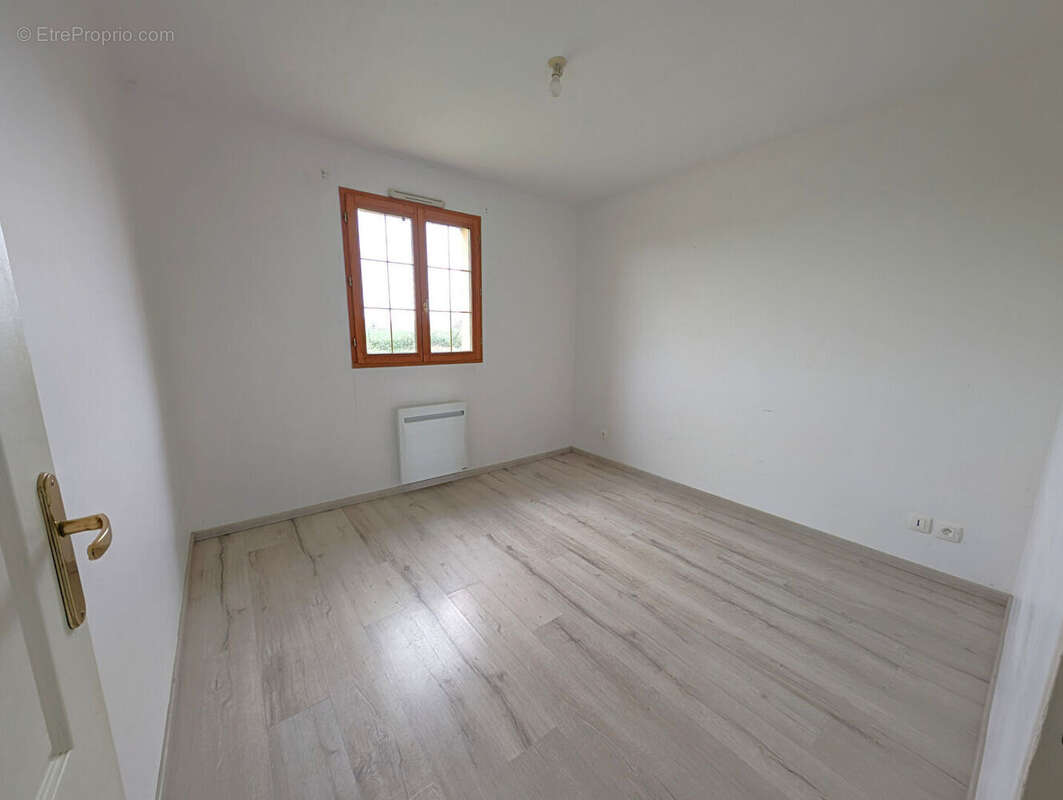 Maison à SAINT-MARTIN-D&#039;ORDON