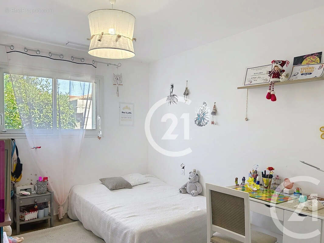 Maison 104 m² à Montescot  - photo 10