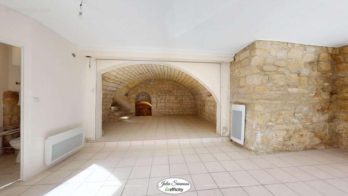 Commerce à CARRIERES-SUR-SEINE