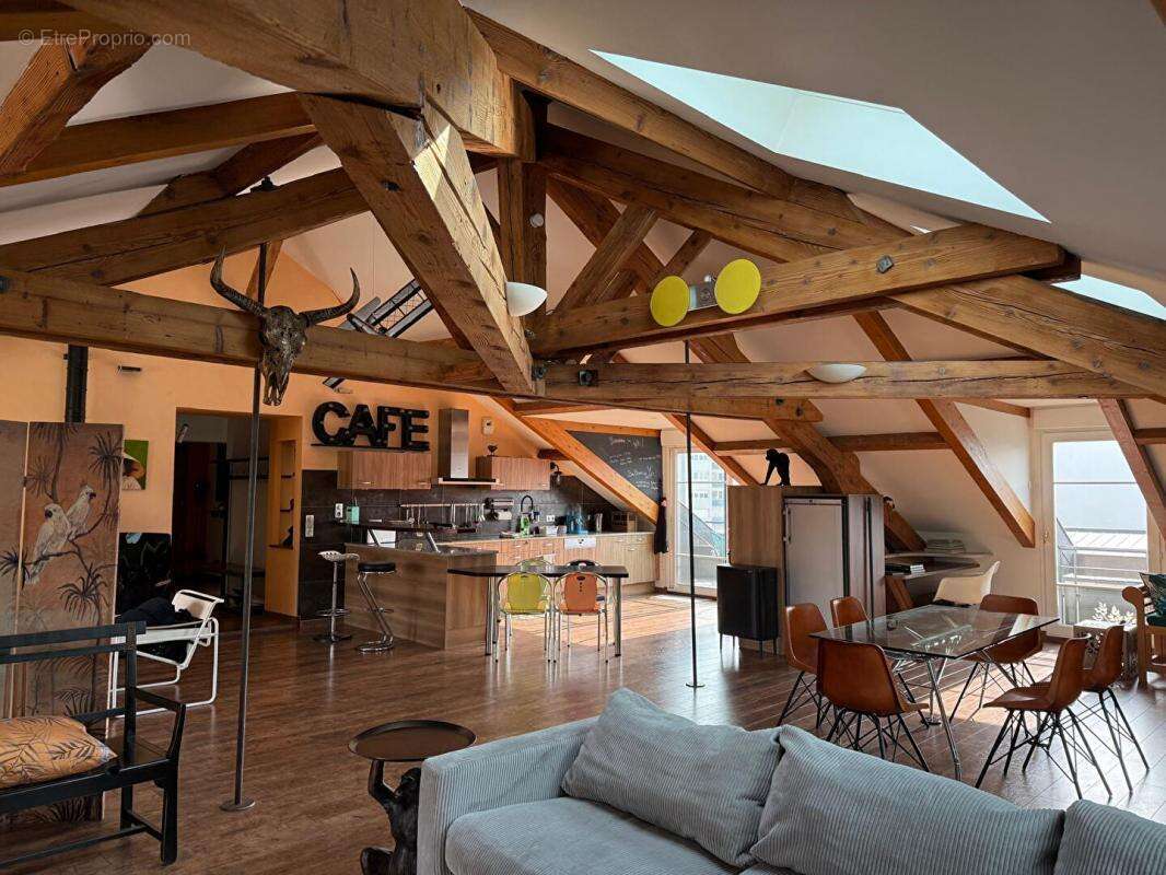 Appartement à BELLEGARDE-SUR-VALSERINE