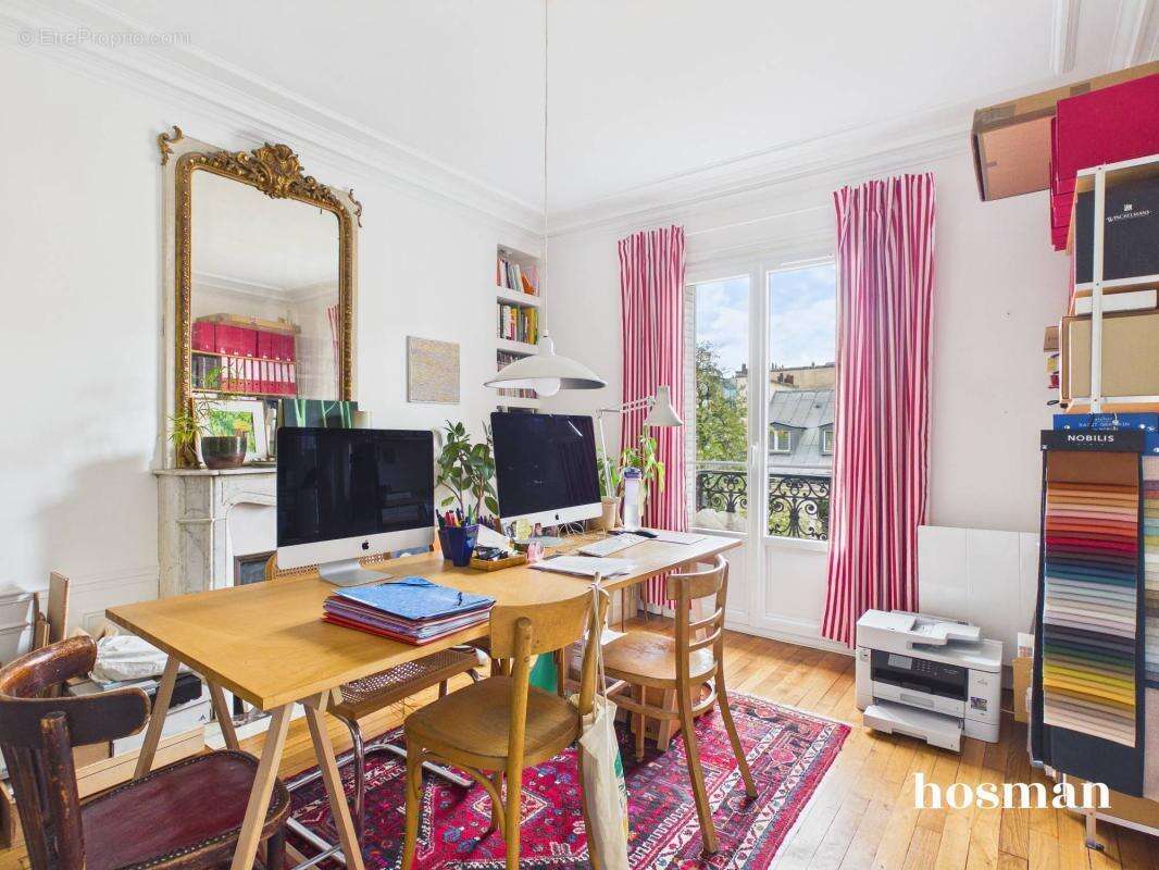 Appartement à PARIS-19E