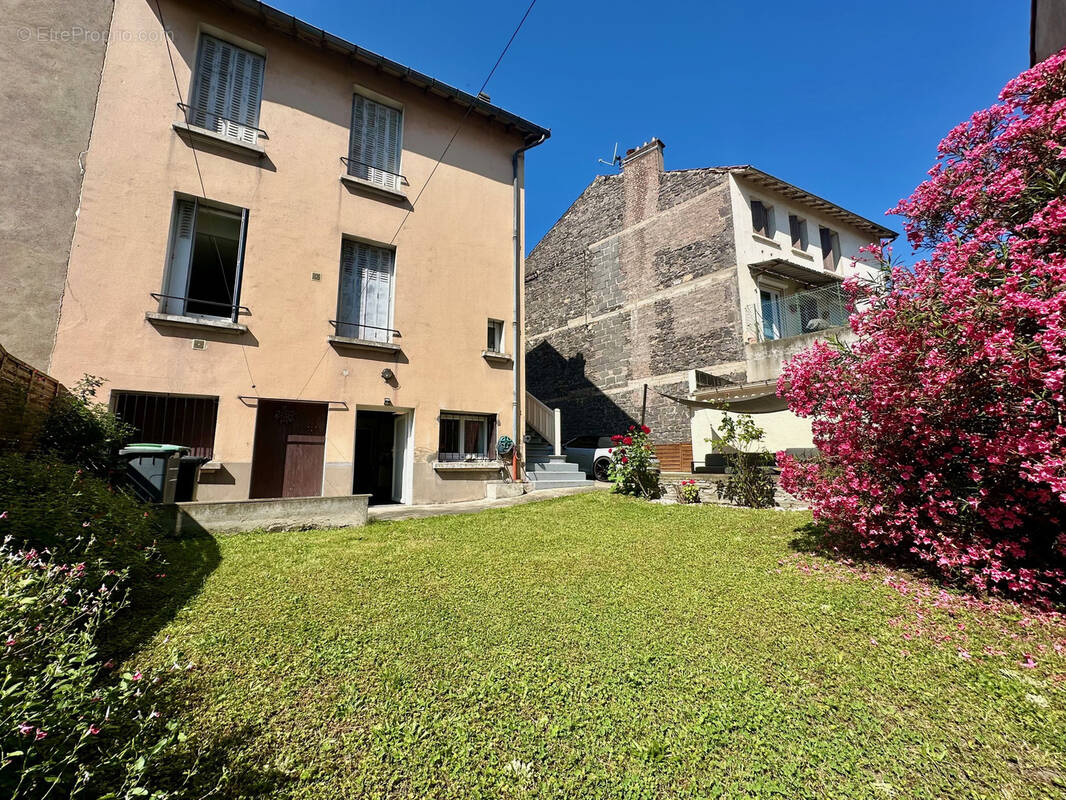 Maison à CLERMONT-FERRAND
