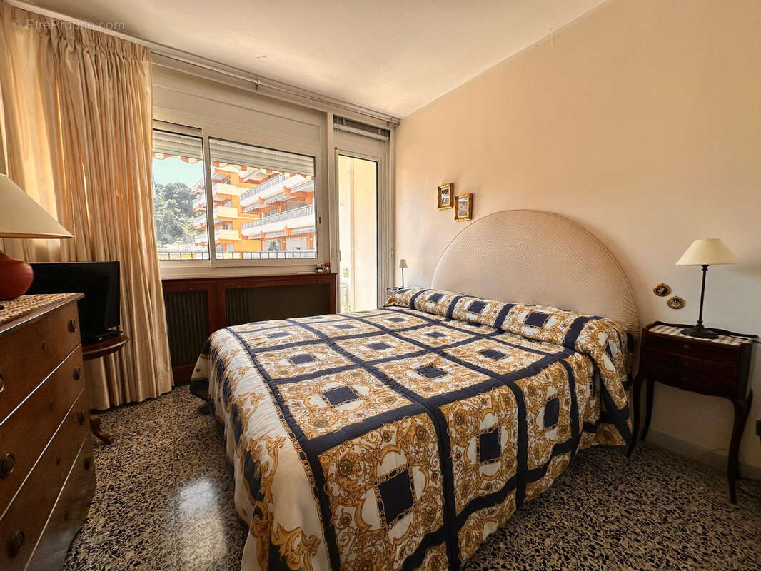 Appartement à ROQUEBRUNE-CAP-MARTIN