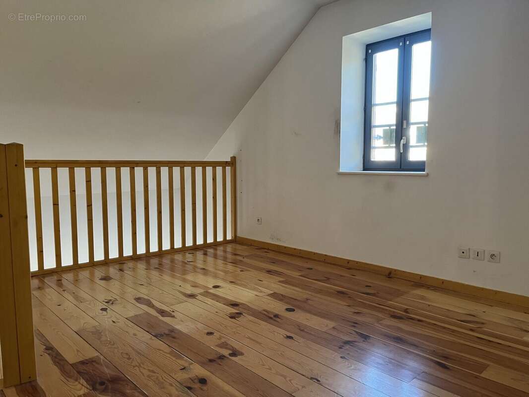 Appartement à THIZY