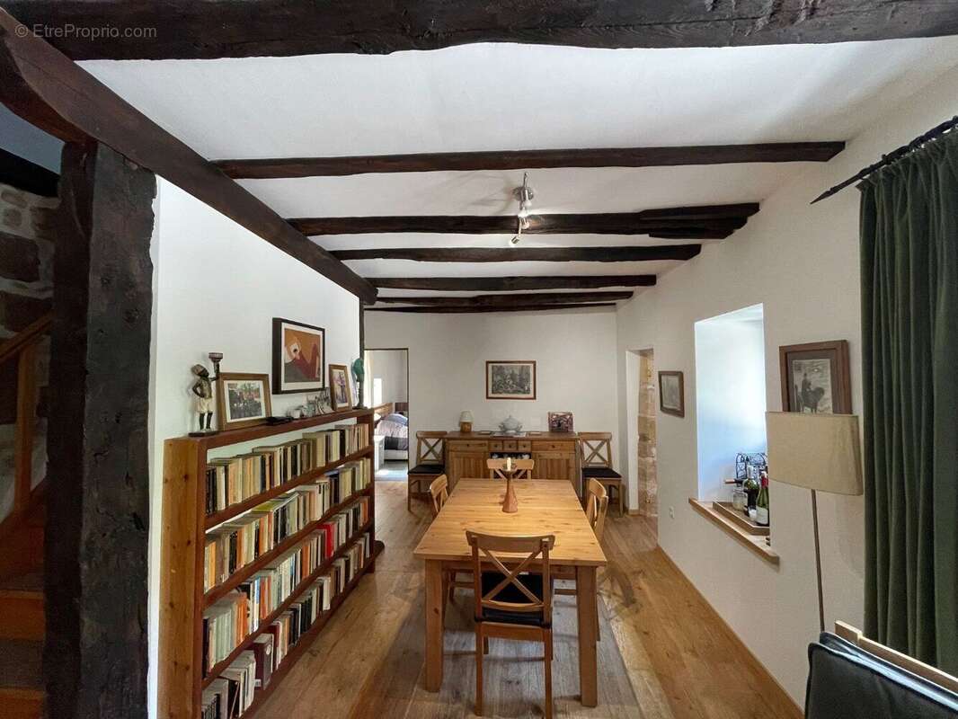 Maison à AYEN