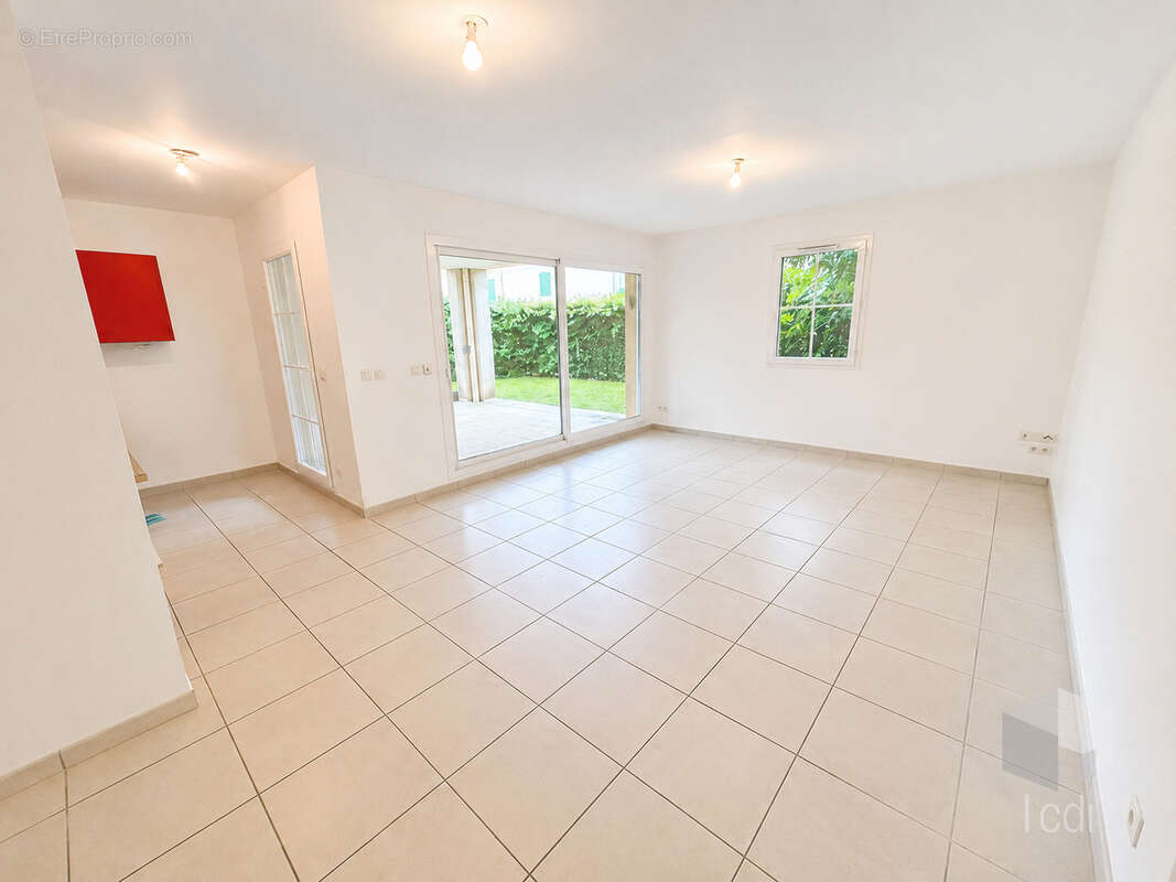 Appartement à MONTELIMAR