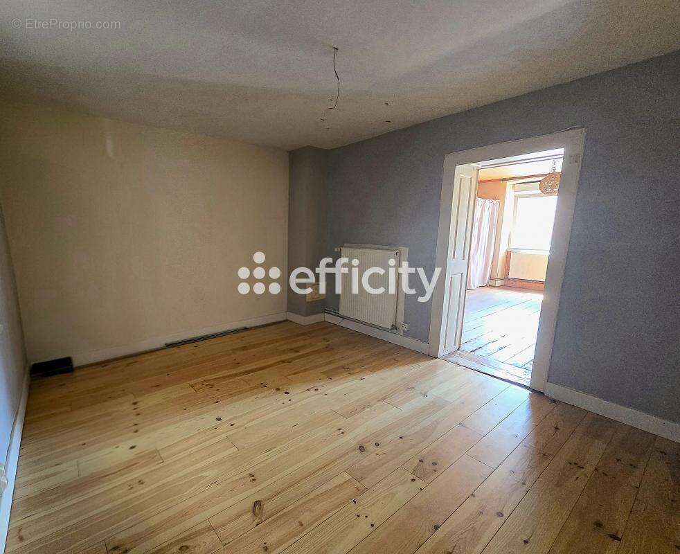 Appartement à LA BROQUE