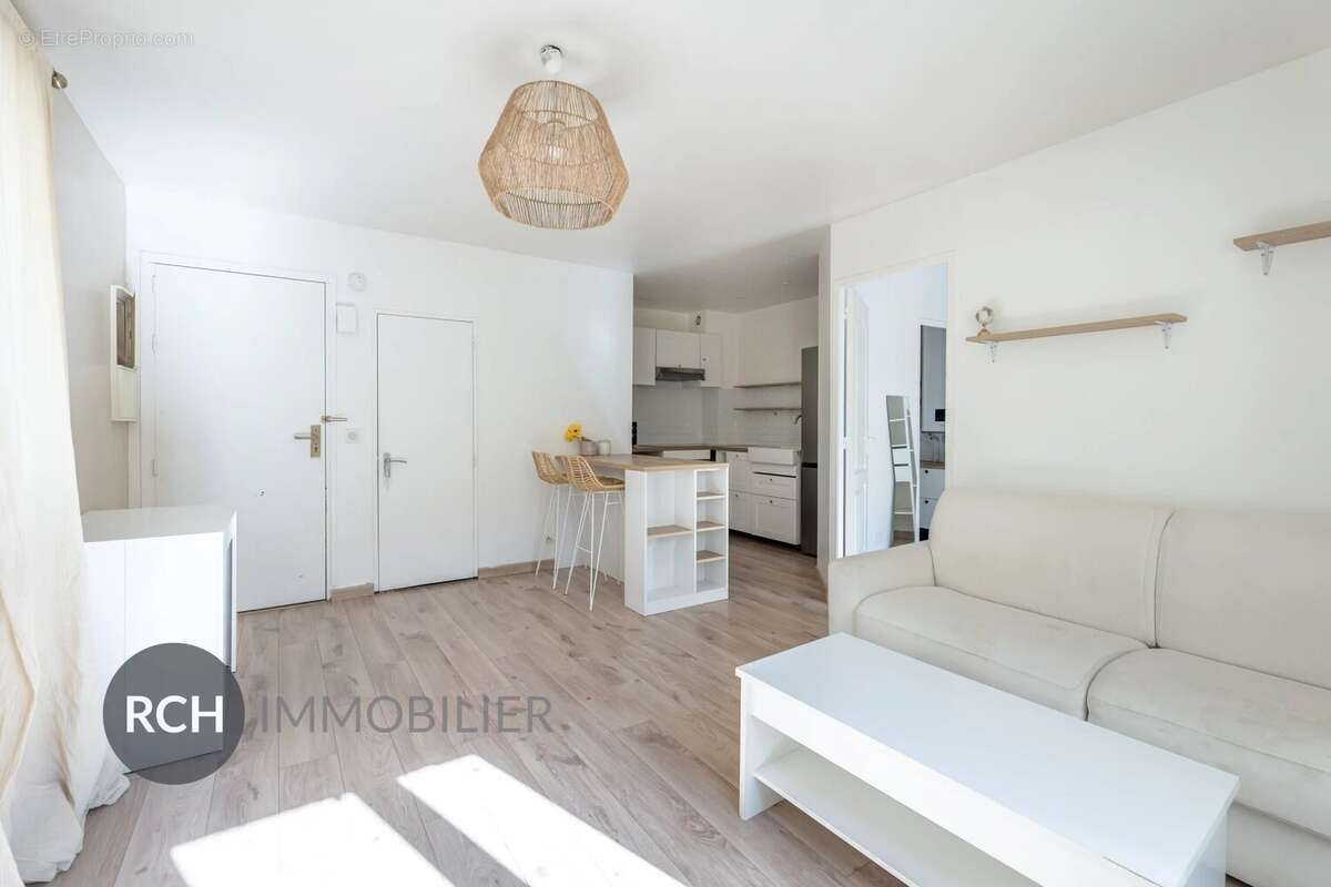 Exclusivité - Proche Beynes - Appartement deux pièces clef en main entièrement rénové - photo 4