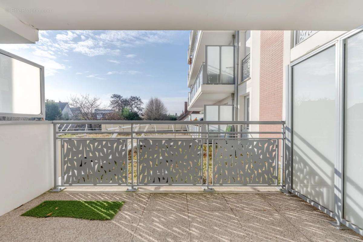 Appartement à PERSAN