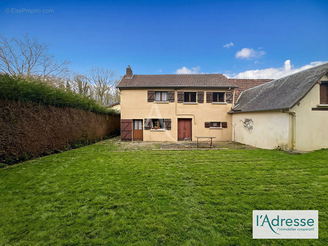 Maison à PERRIERS-SUR-ANDELLE