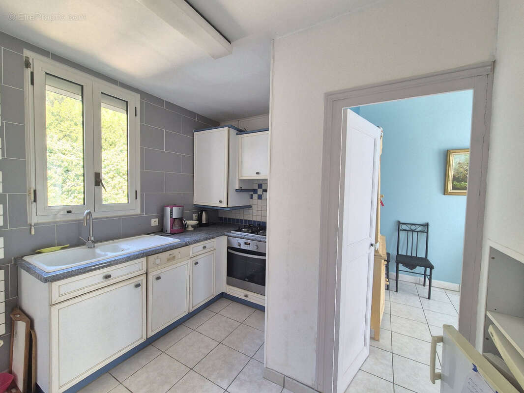 Maison à rénover avec fort potentiel et beau Terrain ! - photo 5
