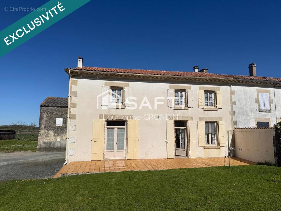 Photo 1 - Maison à SAINT-PIERRE-DE-L'ILE