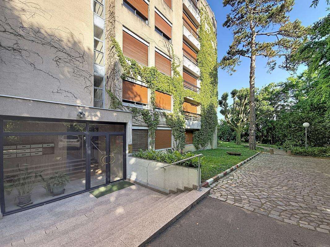 Appartement à CALUIRE-ET-CUIRE