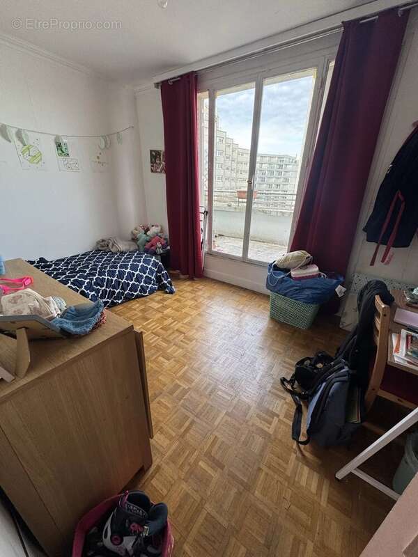Appartement à PARIS-20E