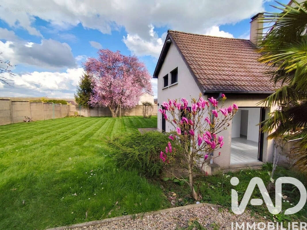 Photo 3 - Maison à CHARTRES