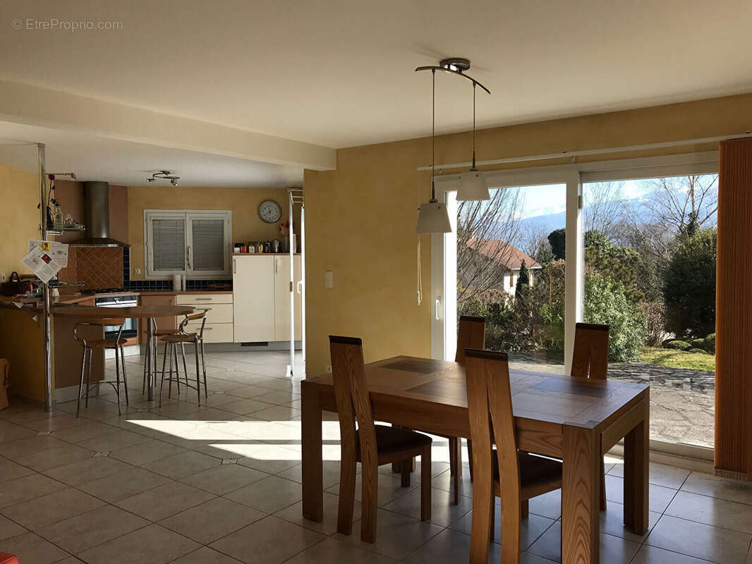 Maison à CHAPAREILLAN