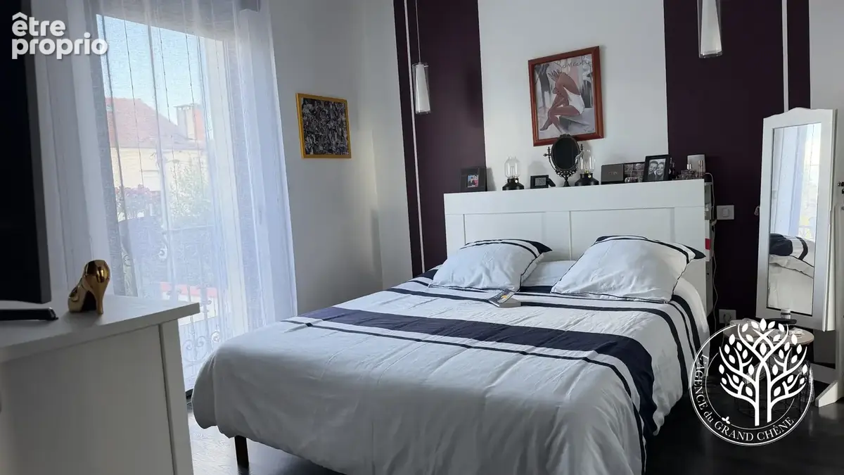 MAISON DE VILLE PARFAITE: intégralement restaurée, aux prestations soignées - photo 10