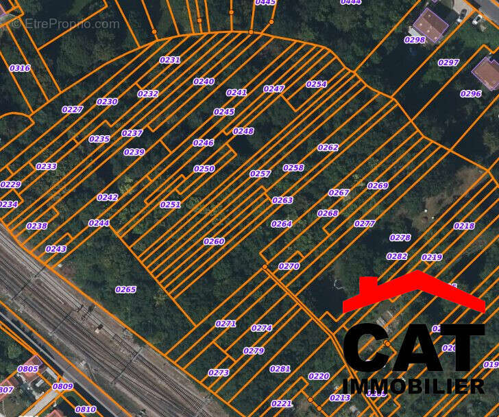 Terrain à MORET-SUR-LOING