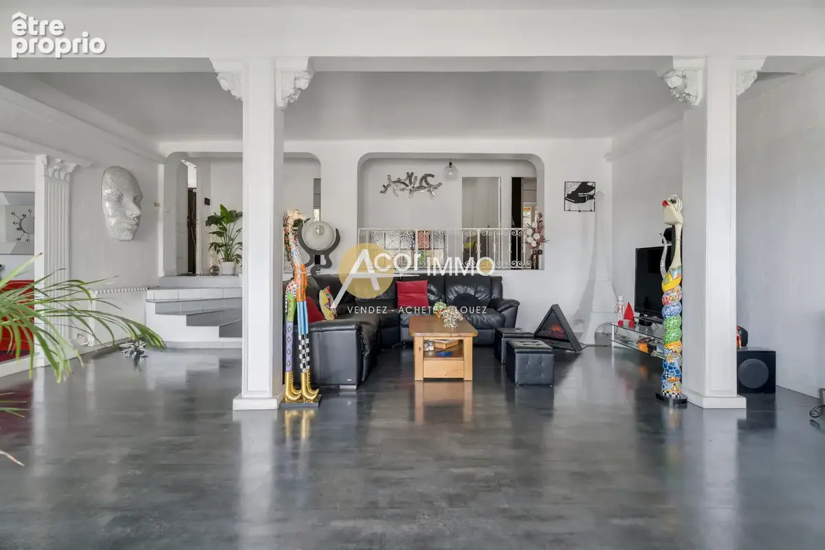A balaguier, exceptionnelle maison t5 avec piscine et garage - photo 7