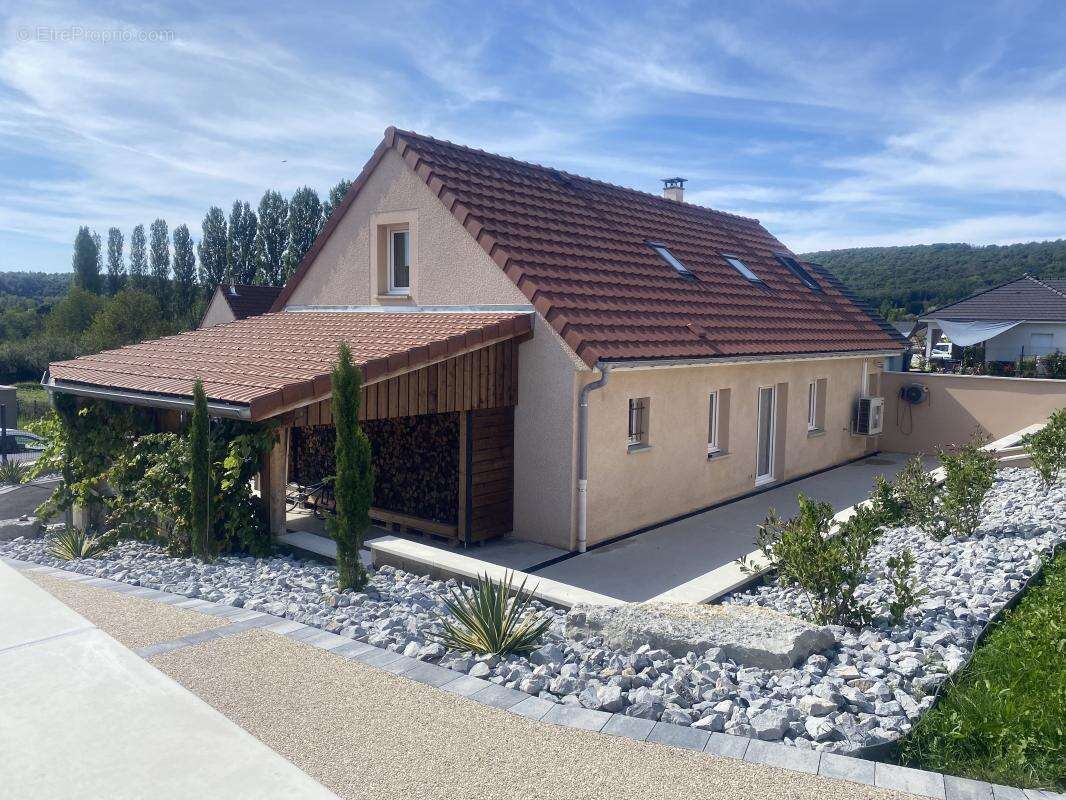 Maison à AMAGNEY