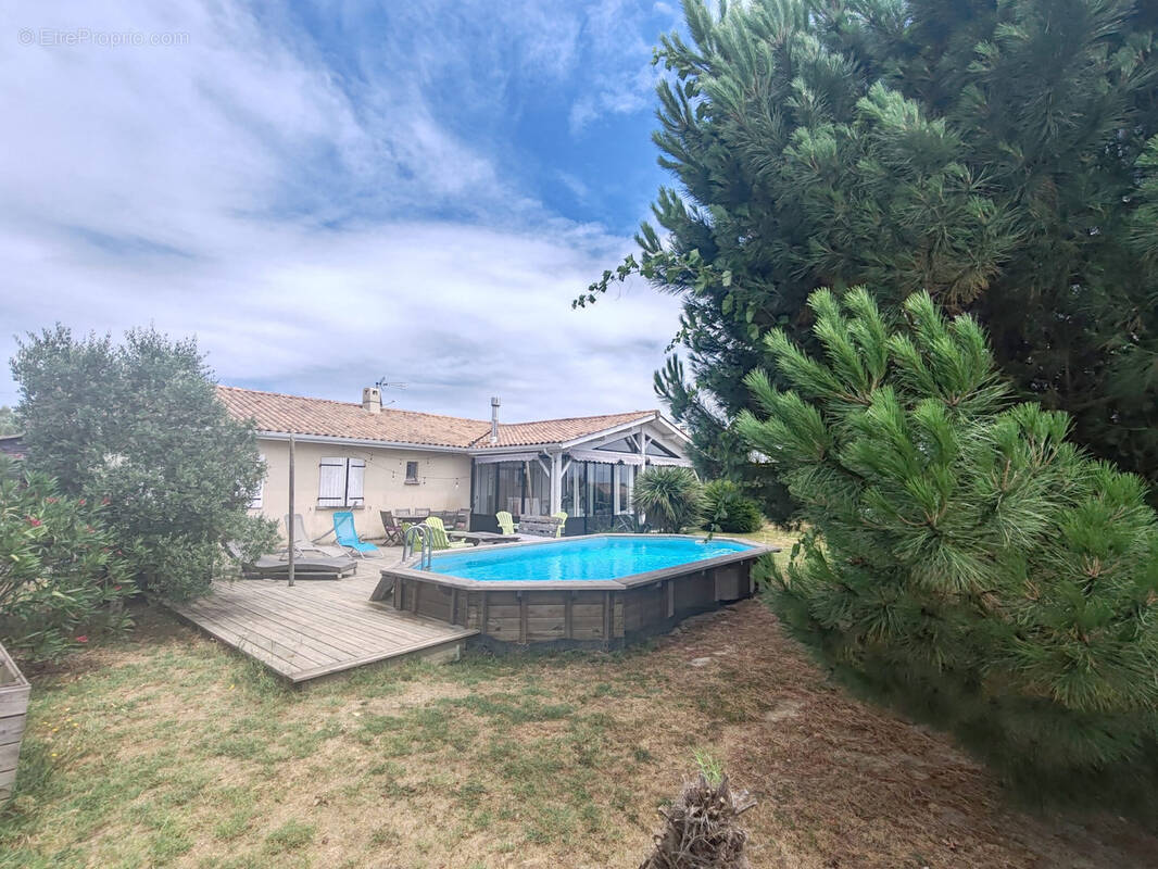 Maison à BAZAS