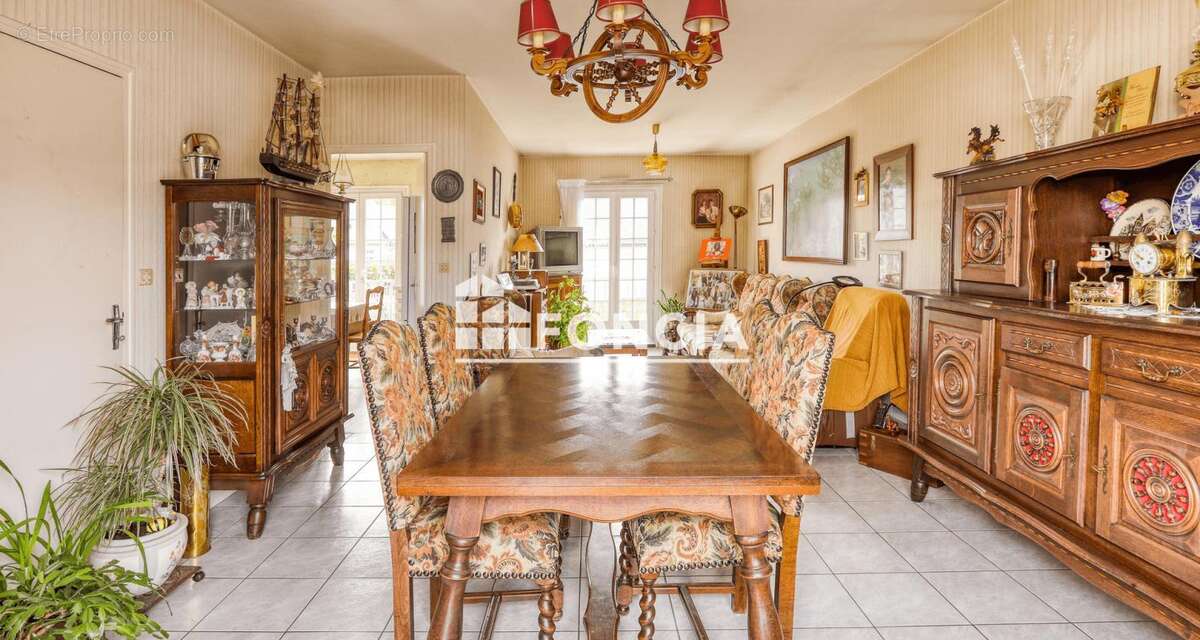 Maison à SAUMUR