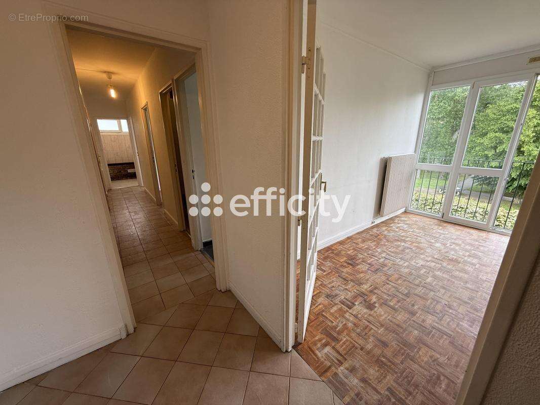 Appartement à GIF-SUR-YVETTE