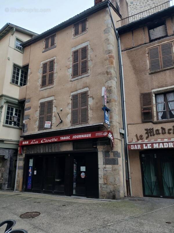 Appartement à THIERS