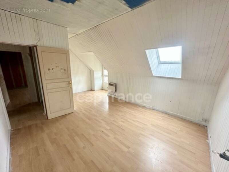Appartement à GUISCRIFF