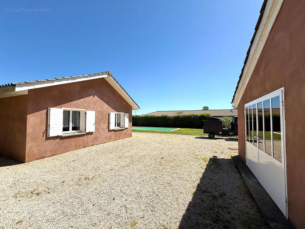 Maison à SAINT-DIDIER-SUR-CHALARONNE