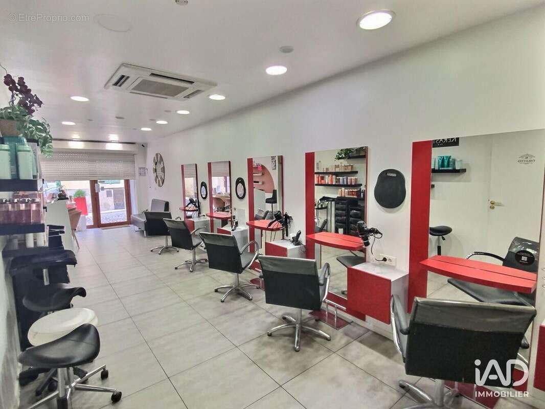 Photo 2 - Commerce à LA CIOTAT