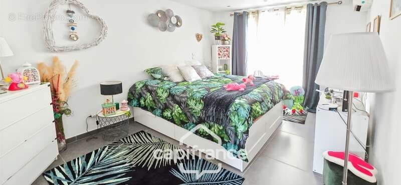 Maison à LA VALETTE-DU-VAR