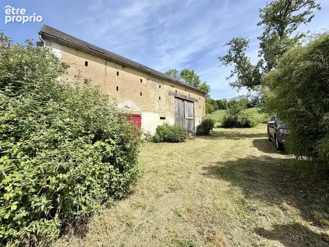 Grange en pierre avec une vue magnifique à vendre près d'Onlay - photo 17