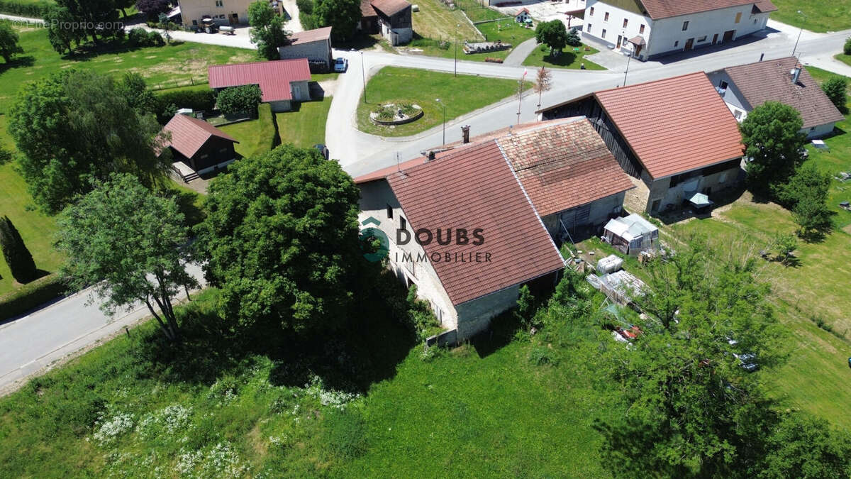 Maison avec 36 ares de terrain a domprel - photo 5