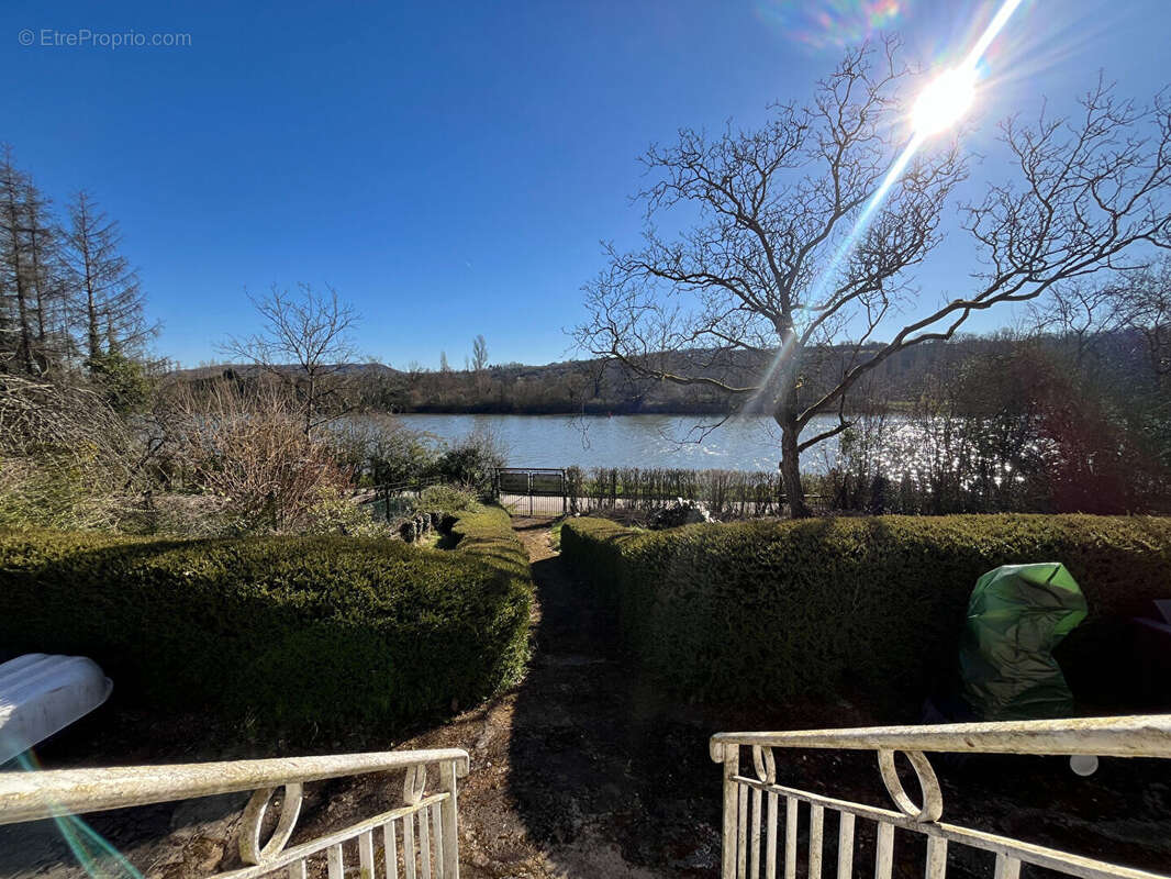Maison à BERG-SUR-MOSELLE