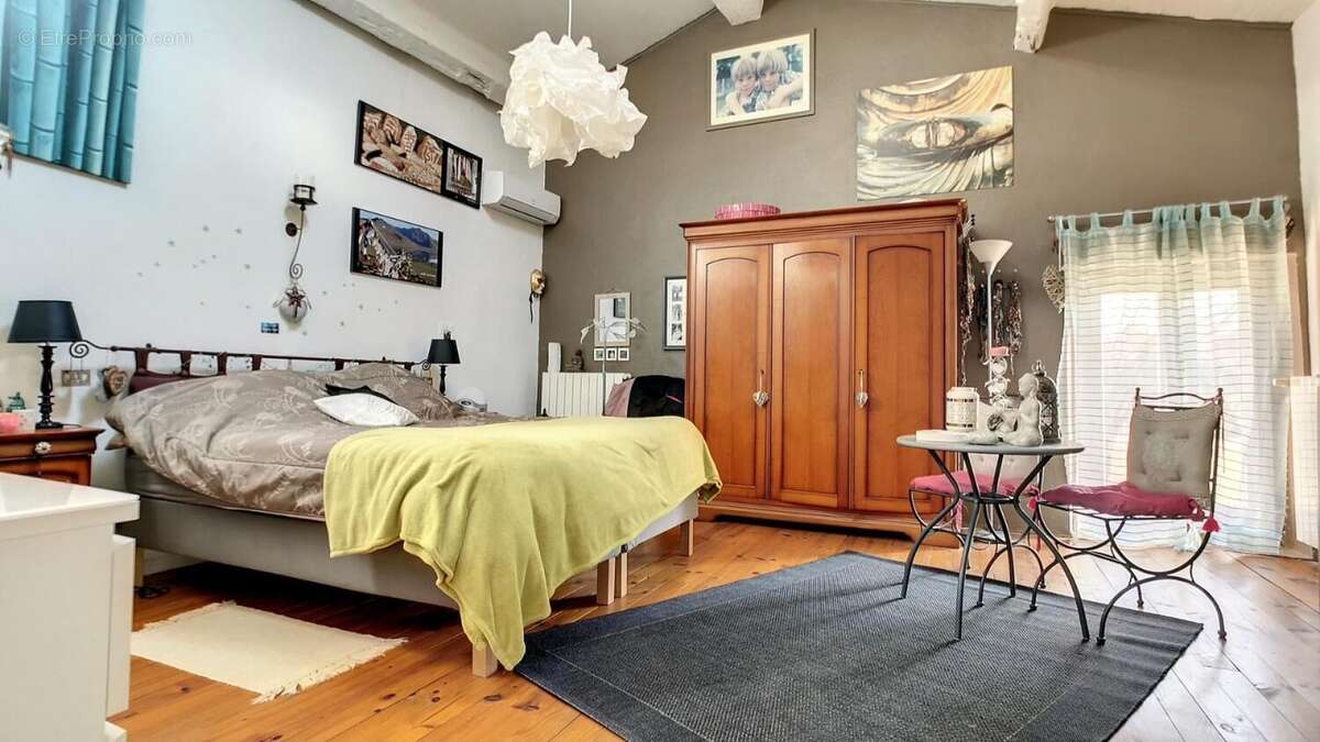 Photo 6 - Maison à MAS-SAINTES-PUELLES