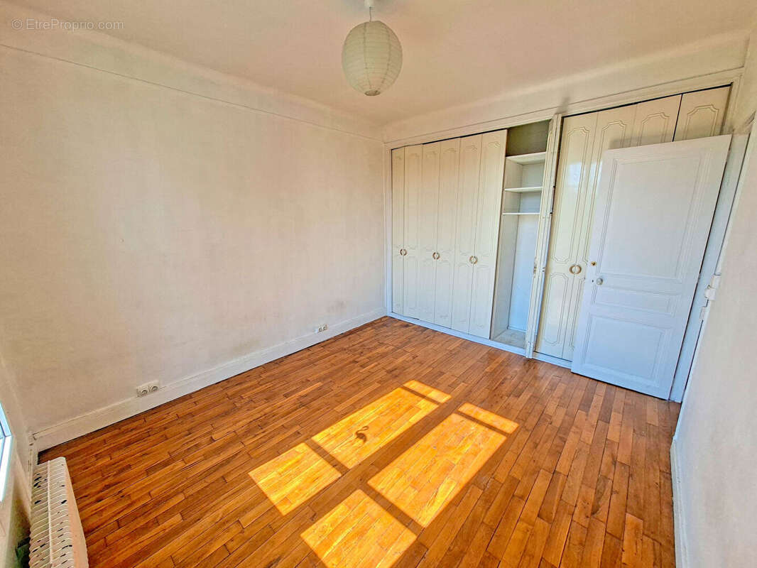 Antony Maison familiale de 152 m² habitables ? 5 chambres ? Garage ? Combles aménageables ? DPE D - photo 13