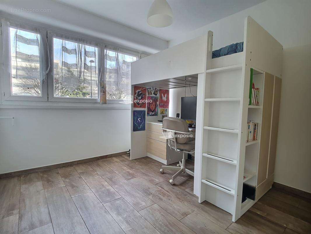 Appartement à RILLIEUX-LA-PAPE