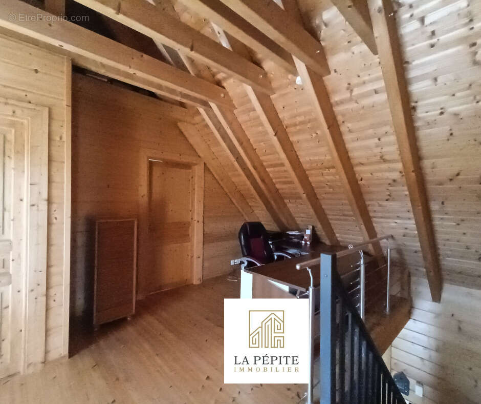 Maison Finlandaise de 2012 131 m2 4 chambres et son local professionnel à Audignies - photo 13