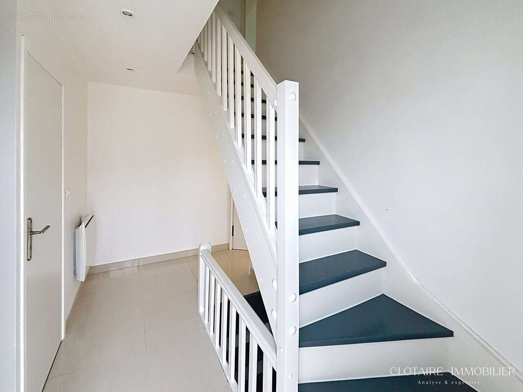 Maison à CHEVINCOURT