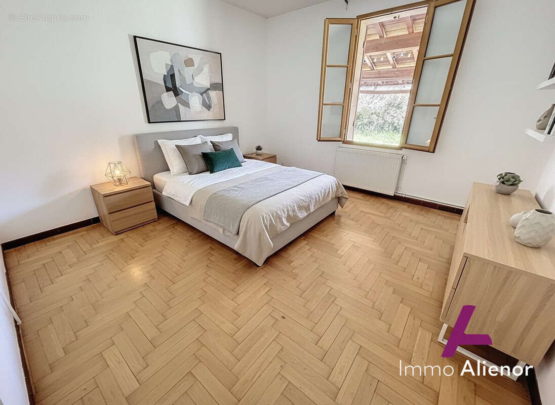 Maison à BELIN-BELIET