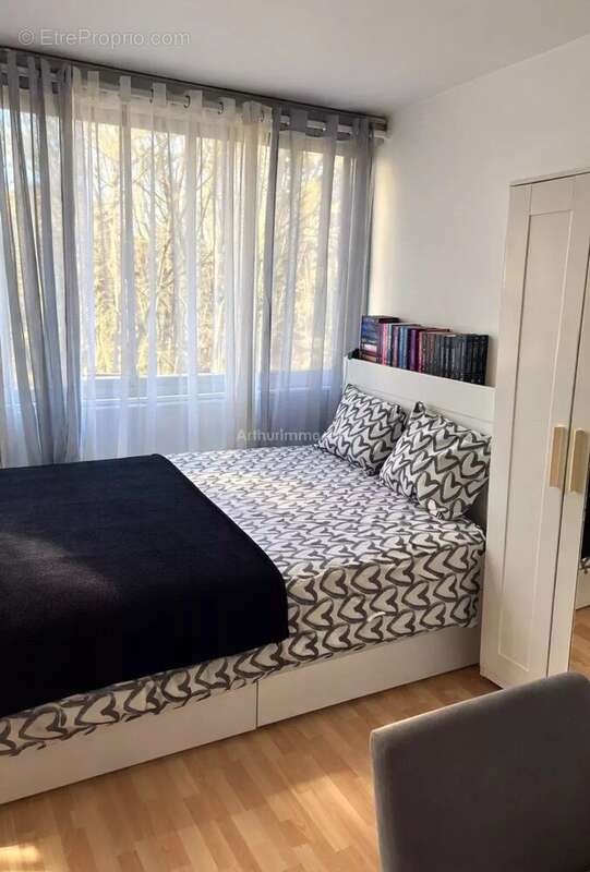 Appartement à BOUSSY-SAINT-ANTOINE