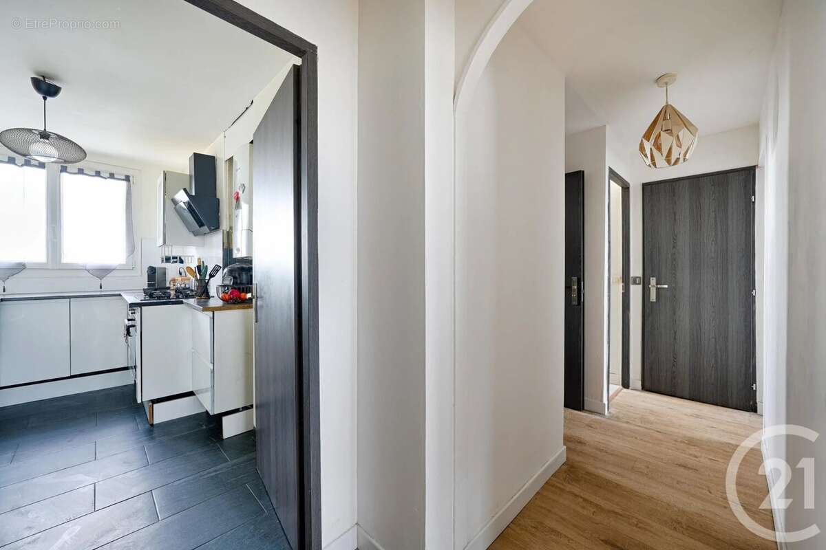 Appartement à LE PLESSIS-TREVISE