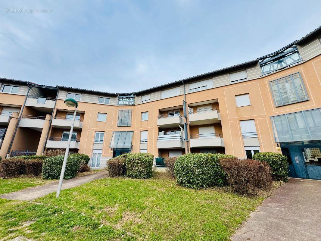 Appartement à VILLEFONTAINE