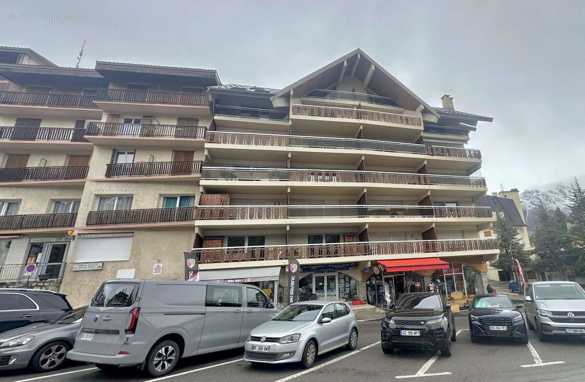 Appartement à SAINT-ETIENNE-DE-TINEE