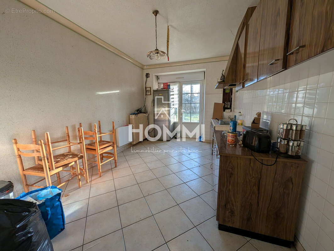 Maison à SAINT-MARS-DU-DESERT