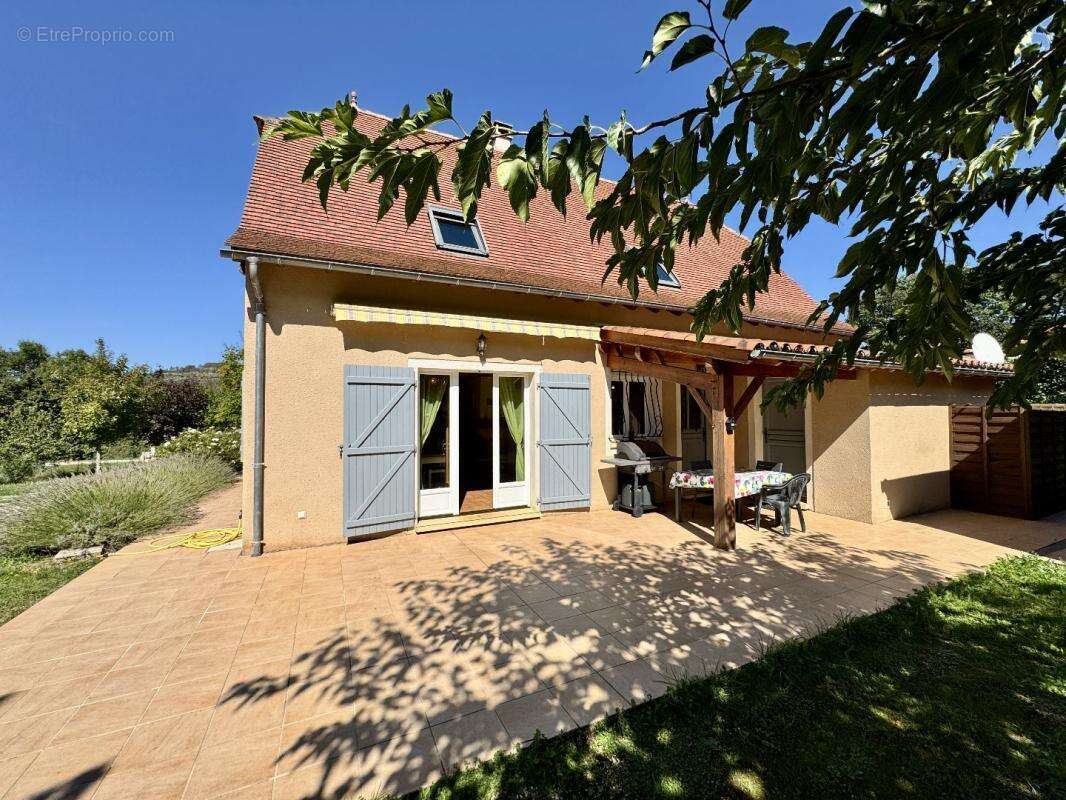 Maison à SALVAGNAC-CAJARC