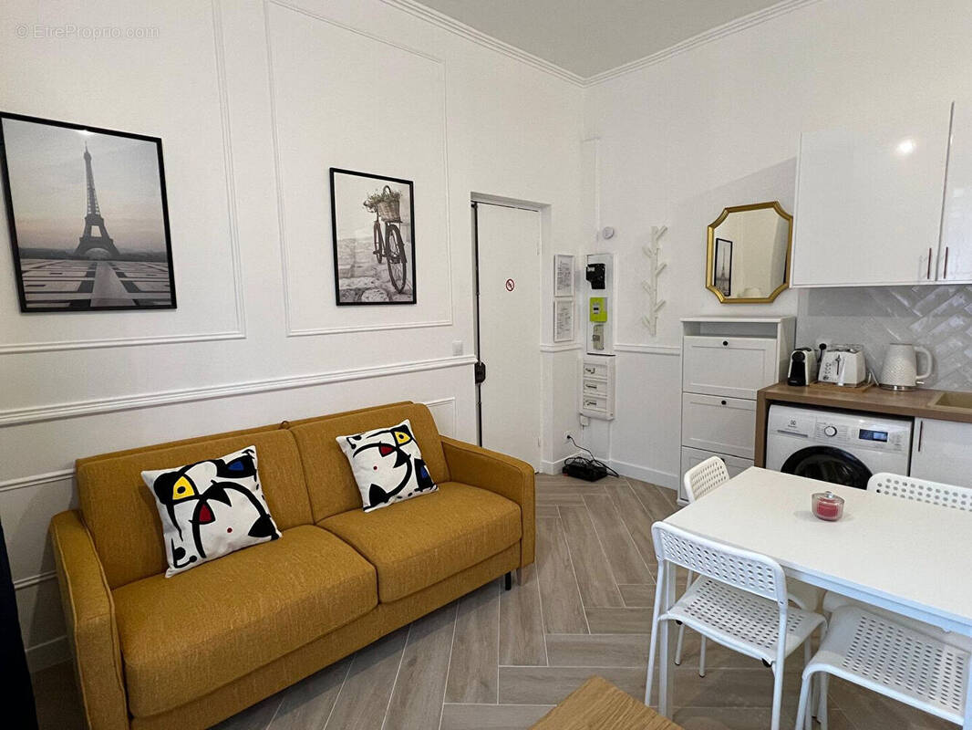Appartement à AUBERVILLIERS