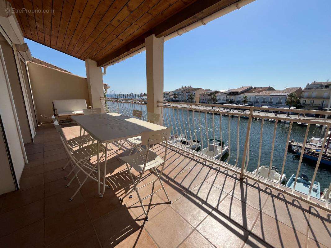 Meze, Appartement avec exceptionnel et rarissime emplacement sur le port - photo 5